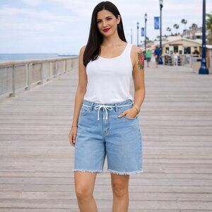 NWT - Size 9 shorts. Bermuda "Super High Rise" cut off blue denim shorts fringe